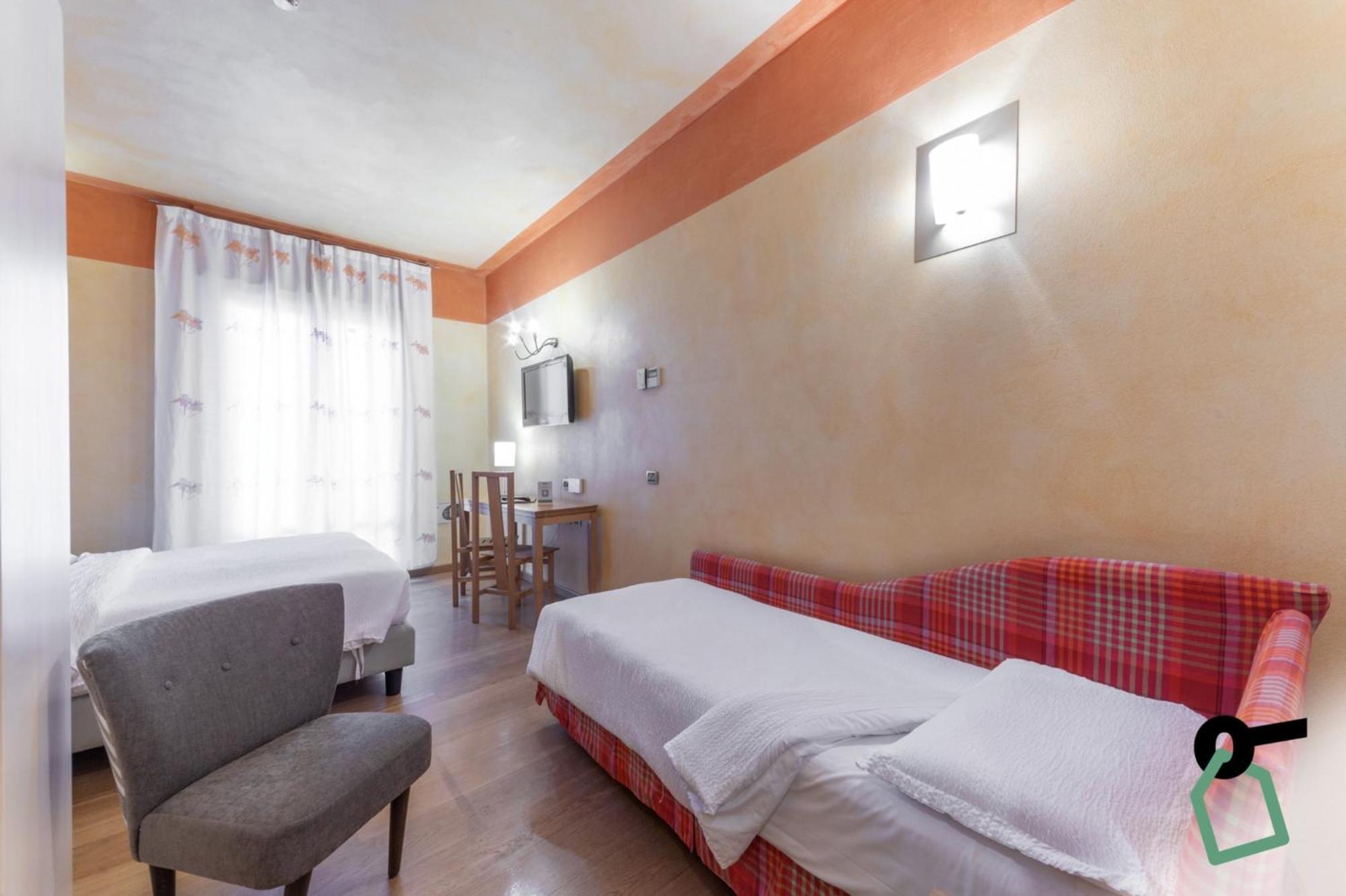 Hotiday Discovery - Residence Верона Екстериор снимка