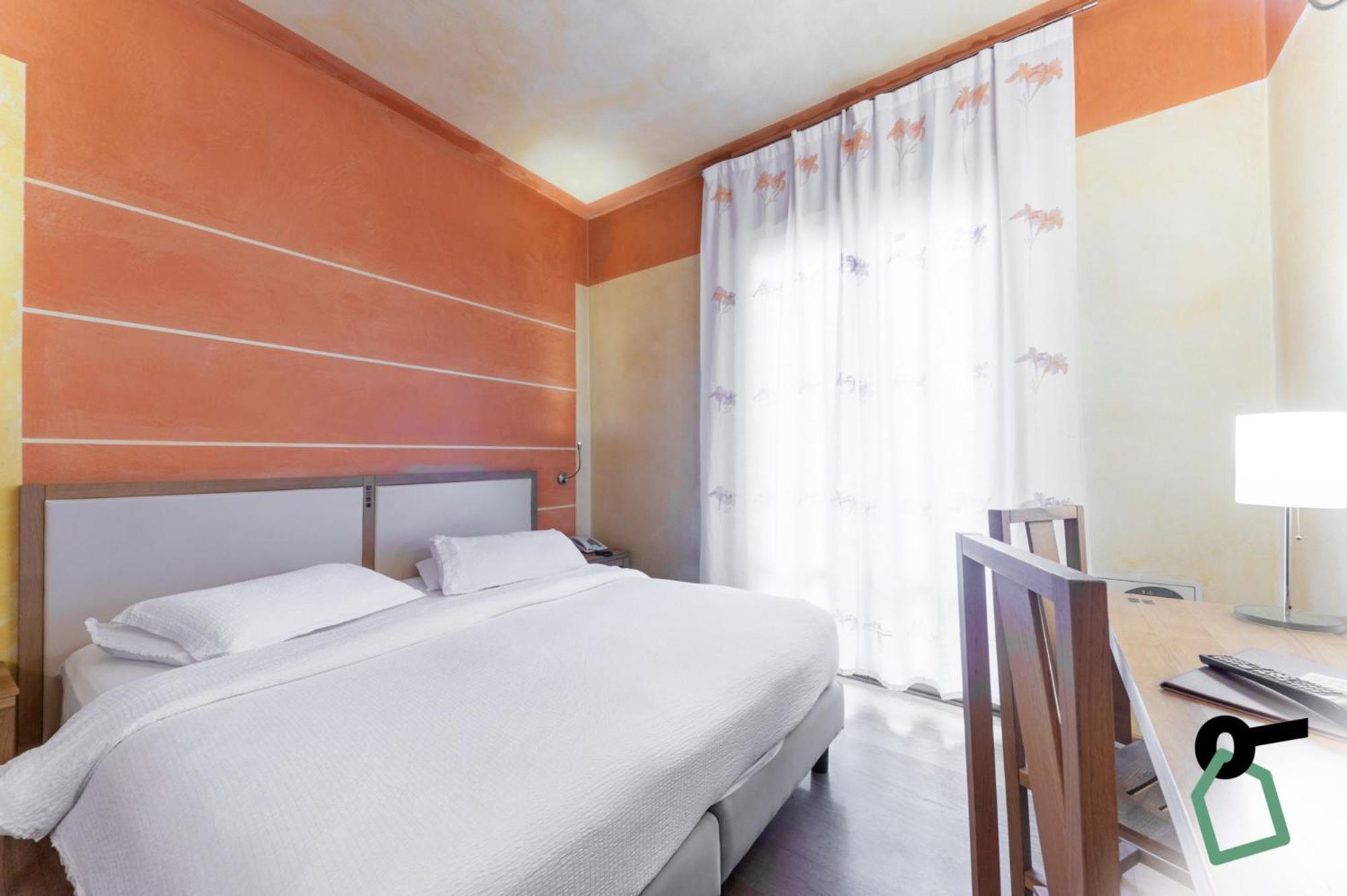 Hotiday Discovery - Residence Верона Екстериор снимка