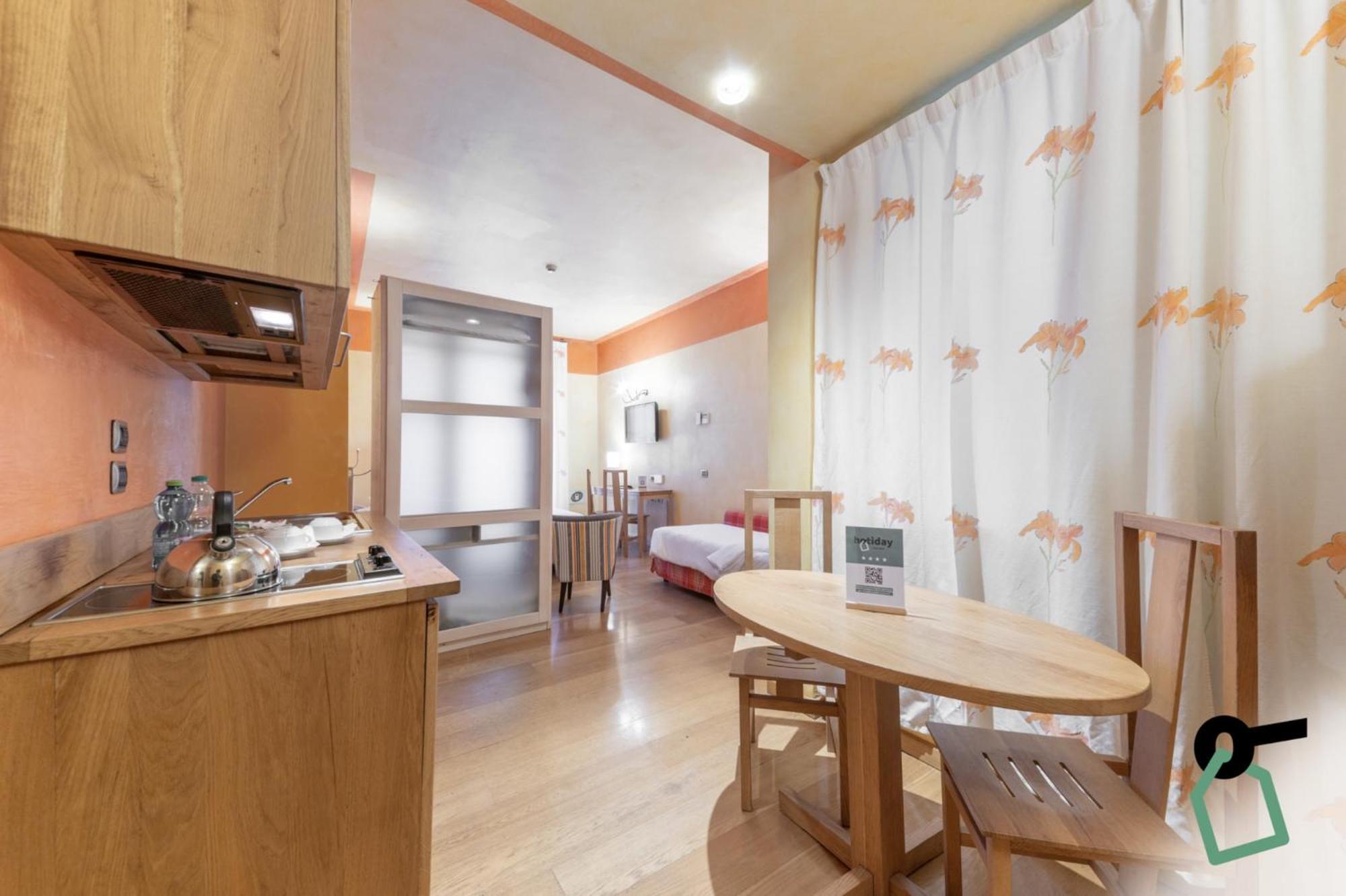 Hotiday Discovery - Residence Верона Екстериор снимка