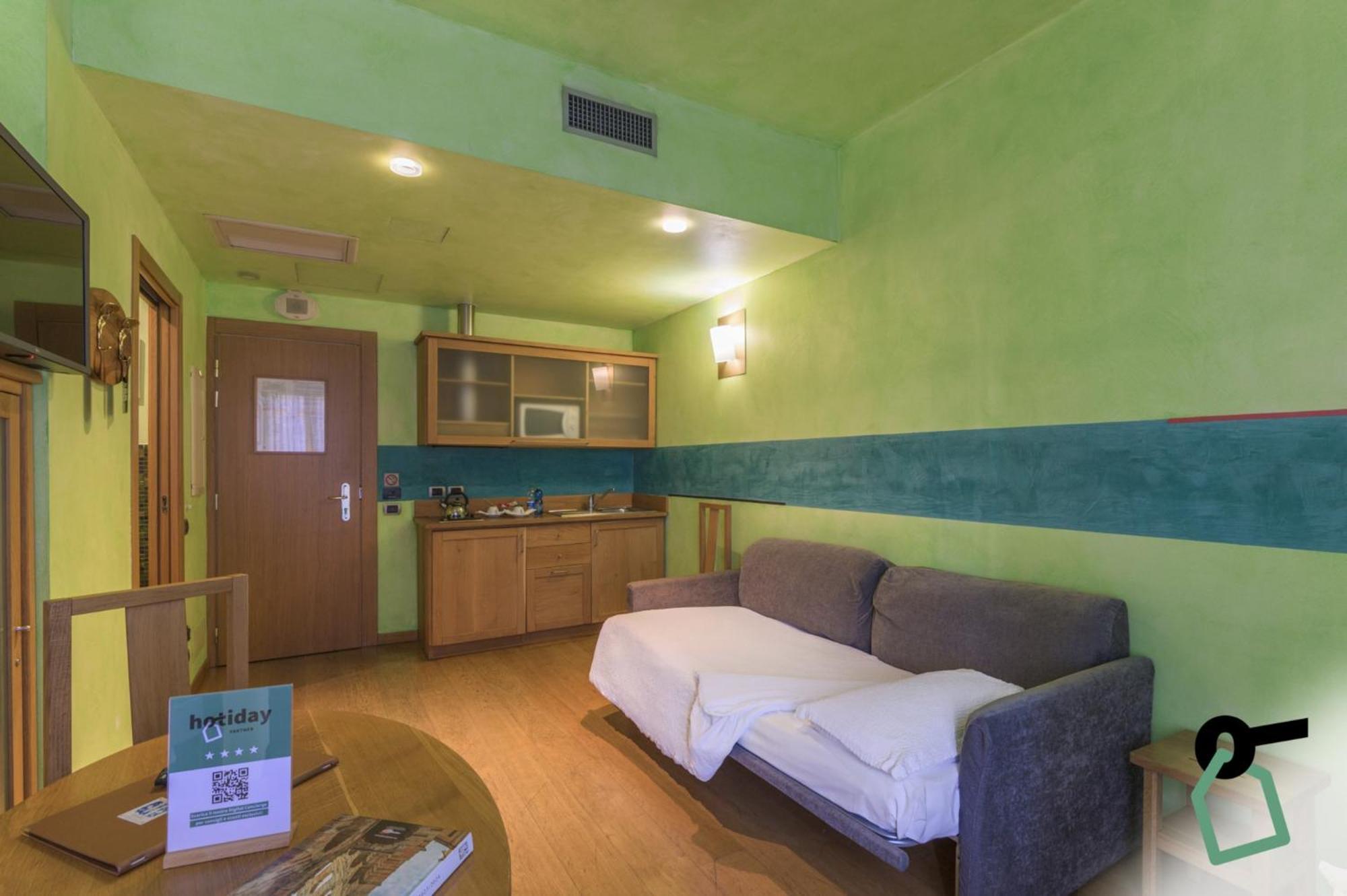 Hotiday Discovery - Residence Верона Екстериор снимка