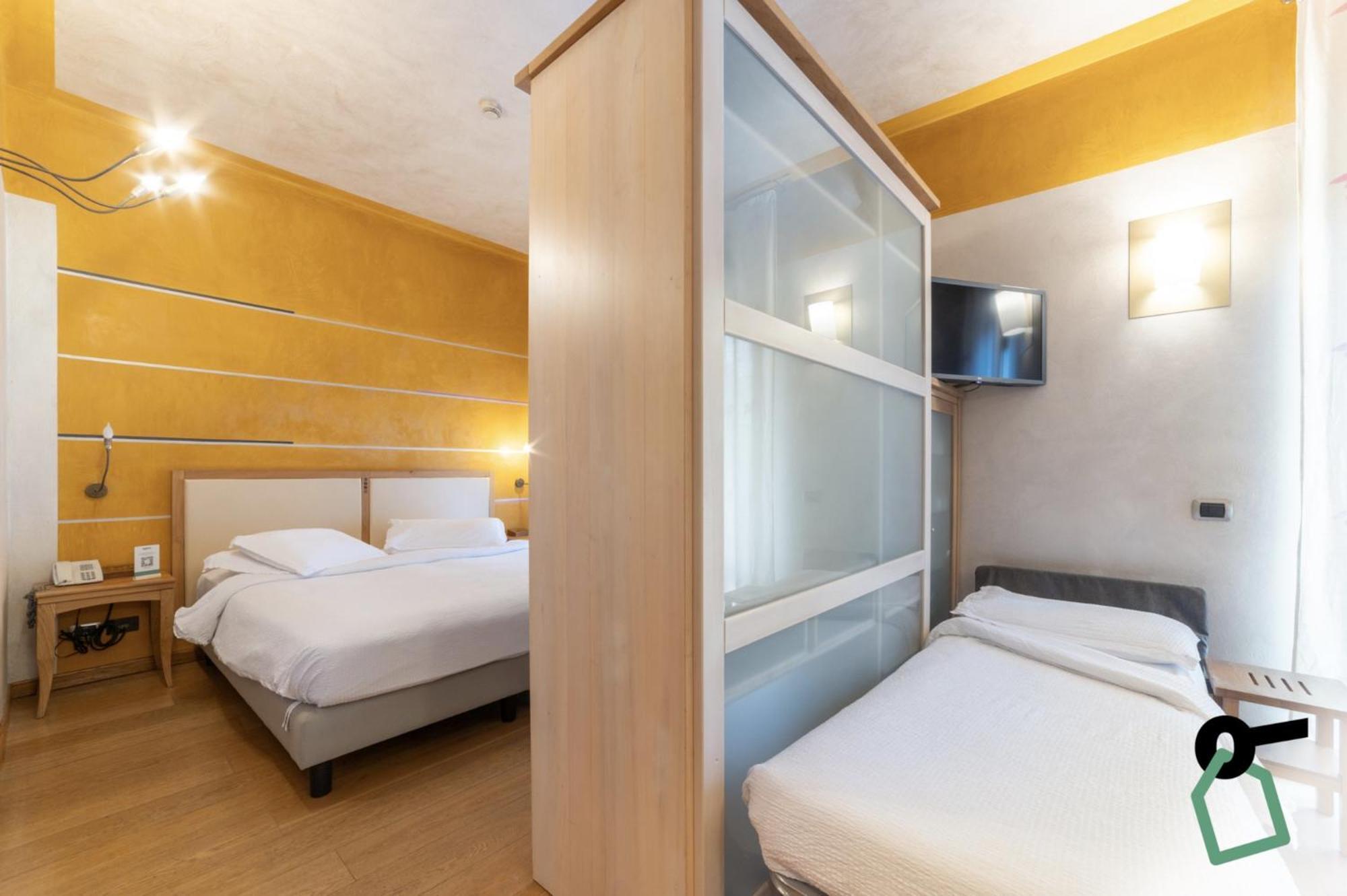Hotiday Discovery - Residence Верона Екстериор снимка
