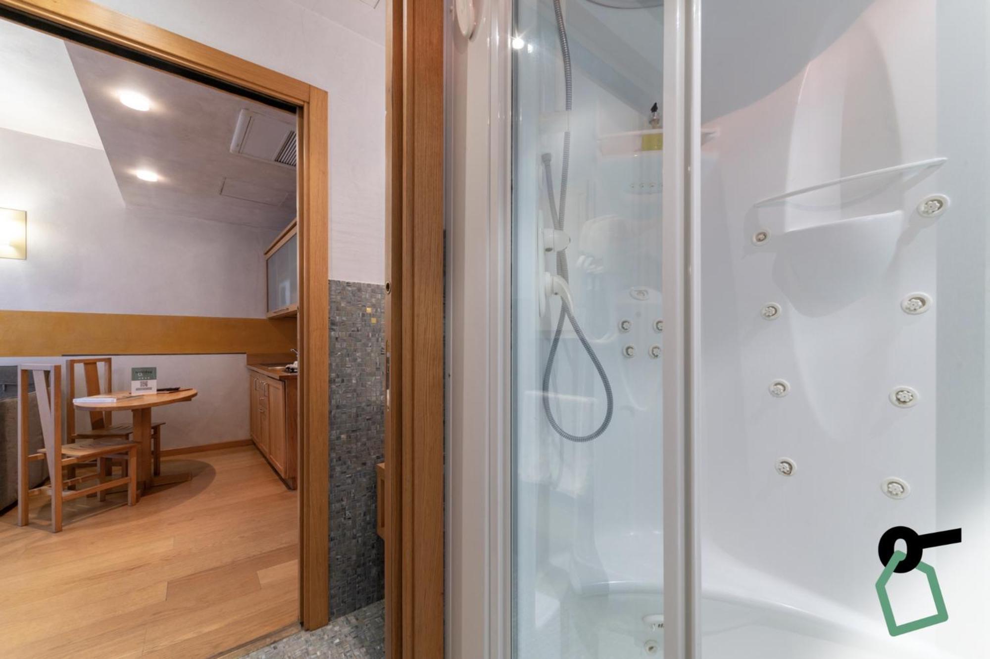 Hotiday Discovery - Residence Верона Екстериор снимка
