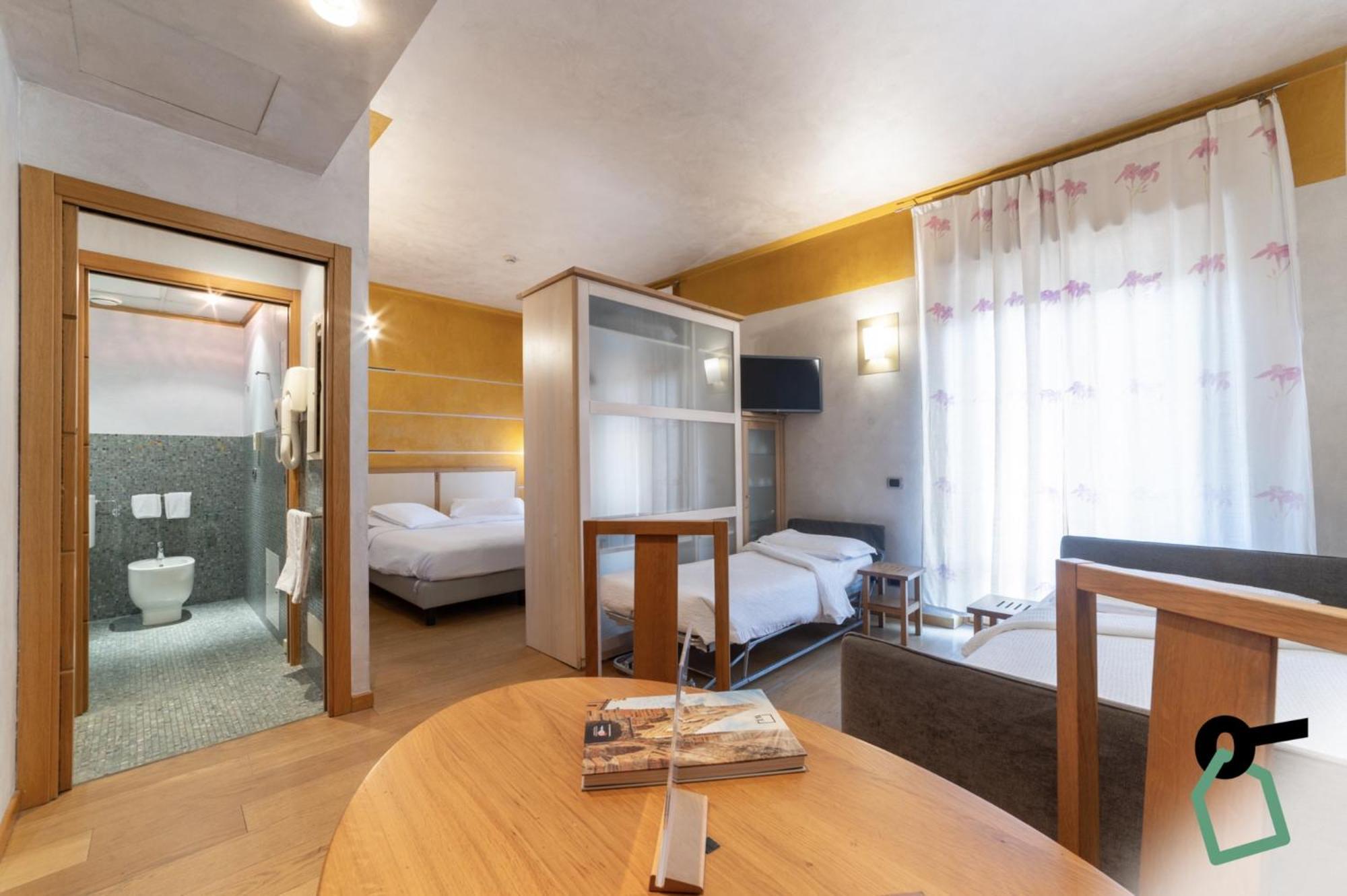Hotiday Discovery - Residence Верона Екстериор снимка