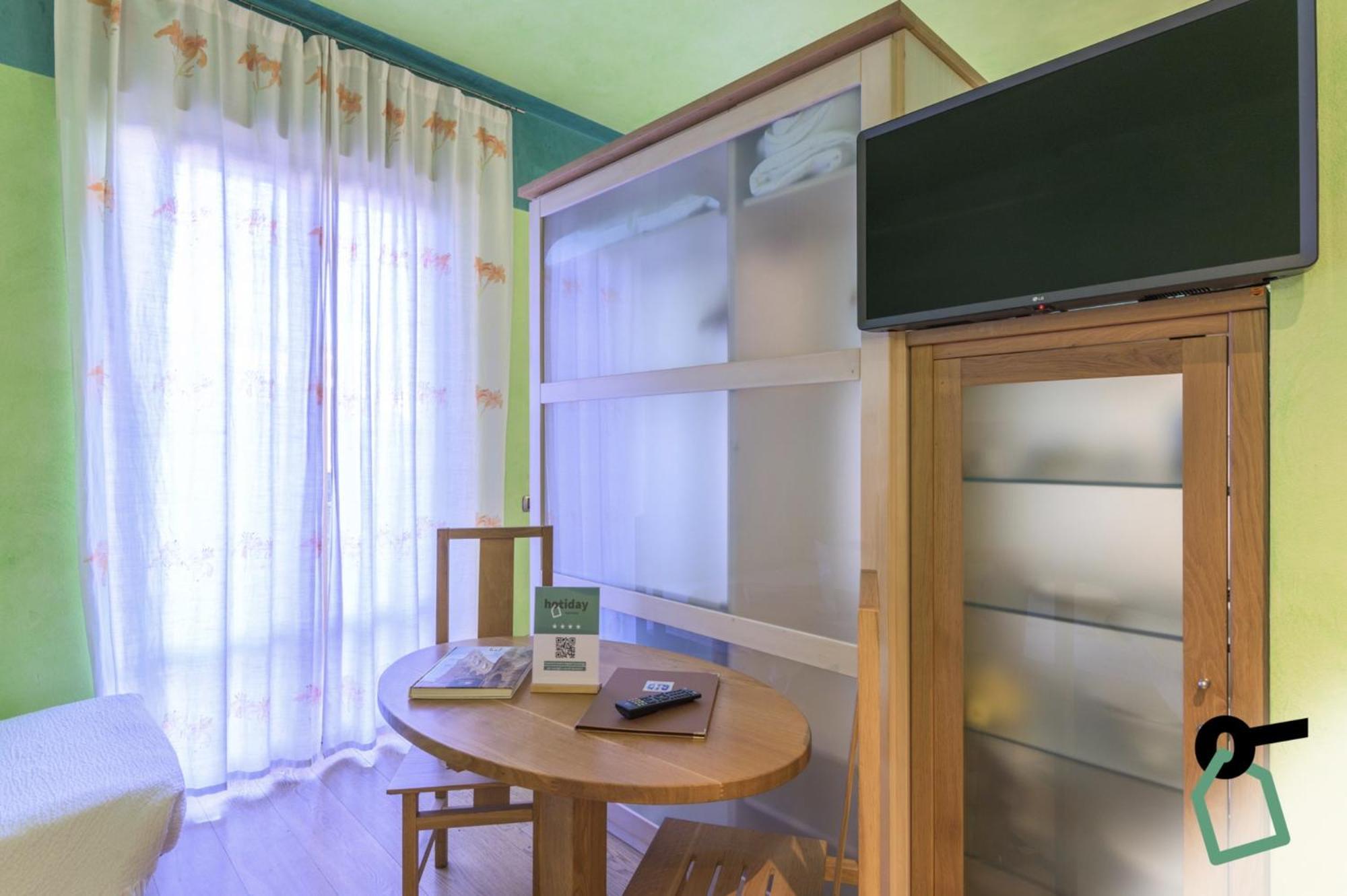 Hotiday Discovery - Residence Верона Екстериор снимка